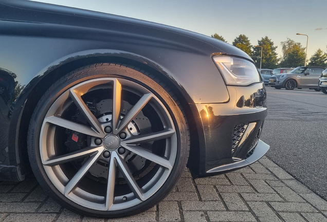 Audi RS4 Avant B8