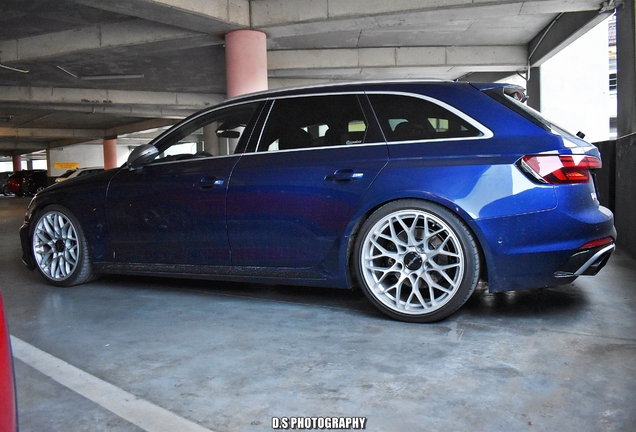 Audi RS4 Avant B9