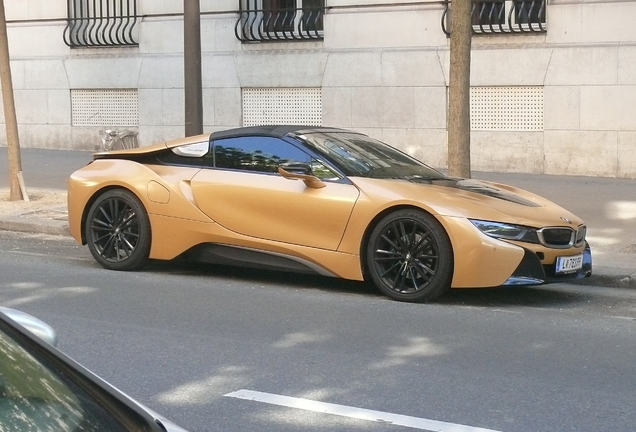 BMW i8 Roadster