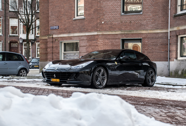 Ferrari GTC4Lusso