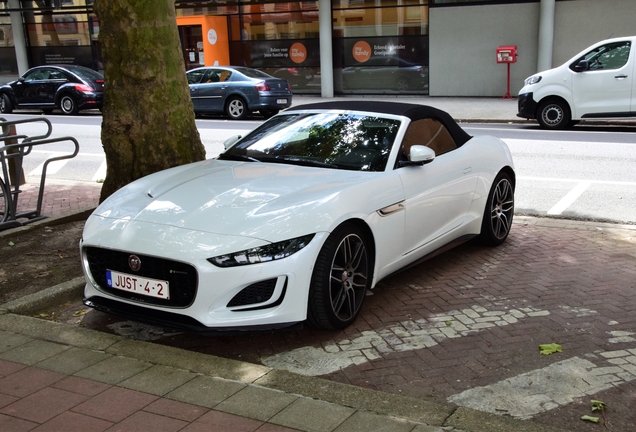 Jaguar F-TYPE P450 AWD Convertible 2020