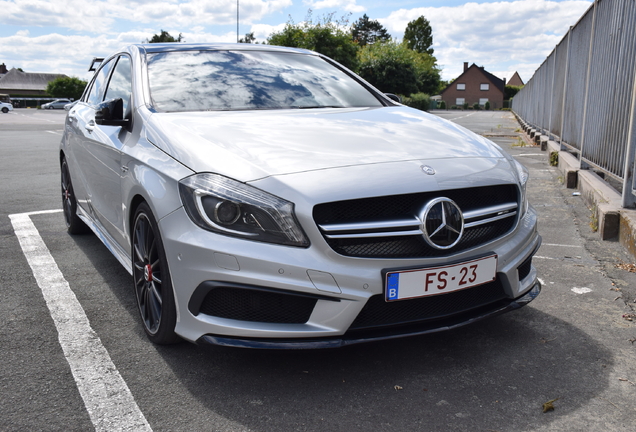 Mercedes-Benz A 45 AMG