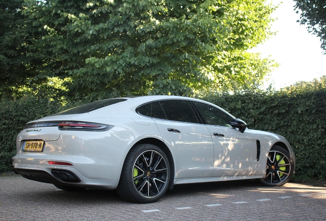 Porsche 971 Panamera Turbo S E-Hybrid