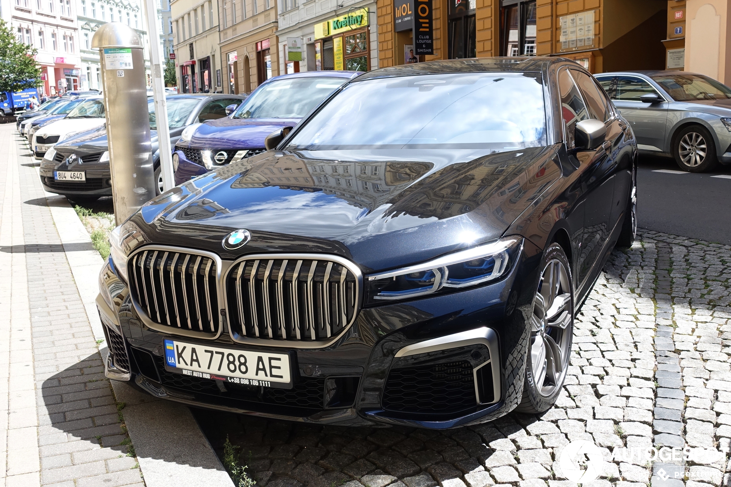 BMW M760Li xDrive 2019