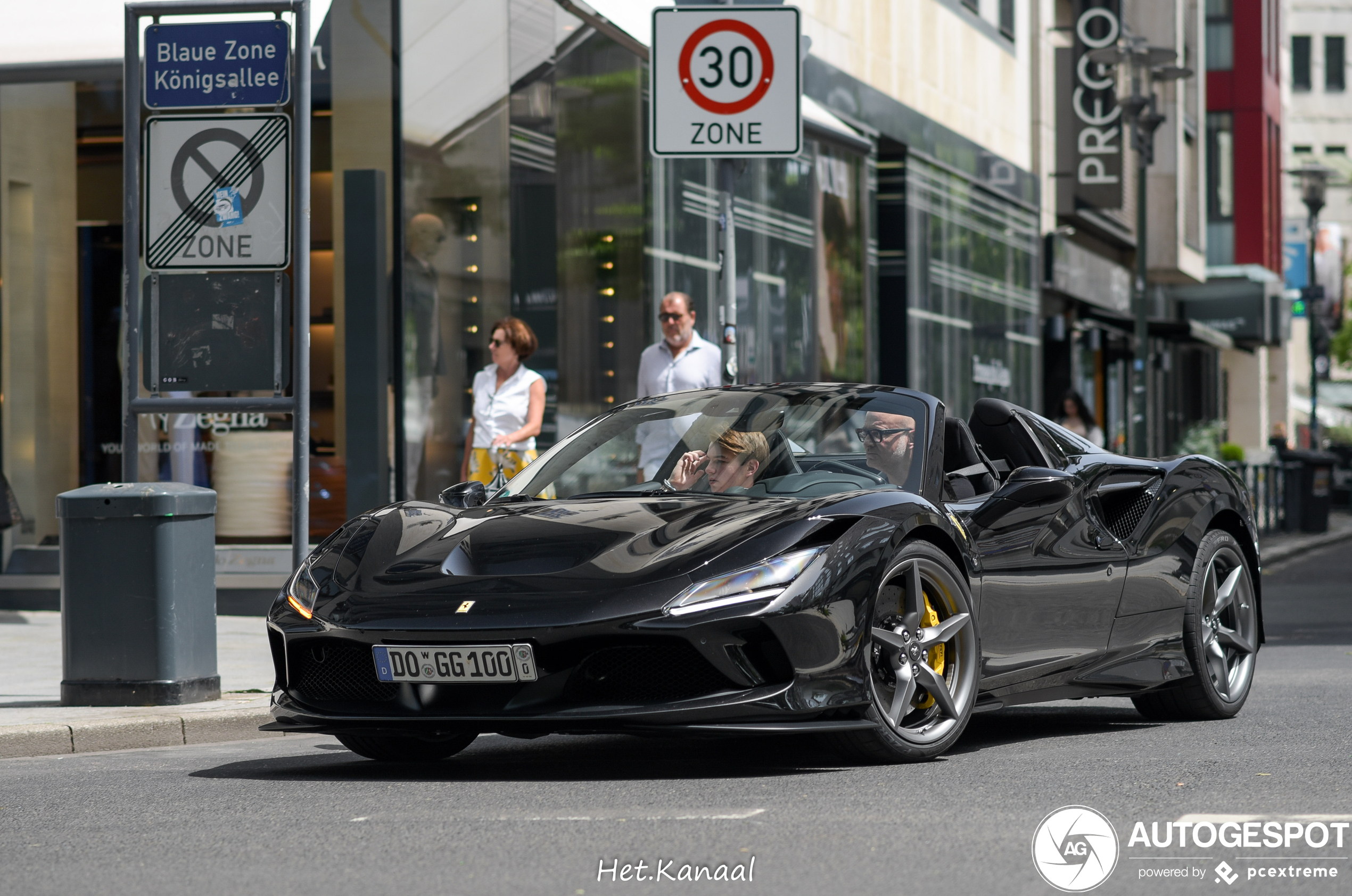 Ferrari F8 Spider