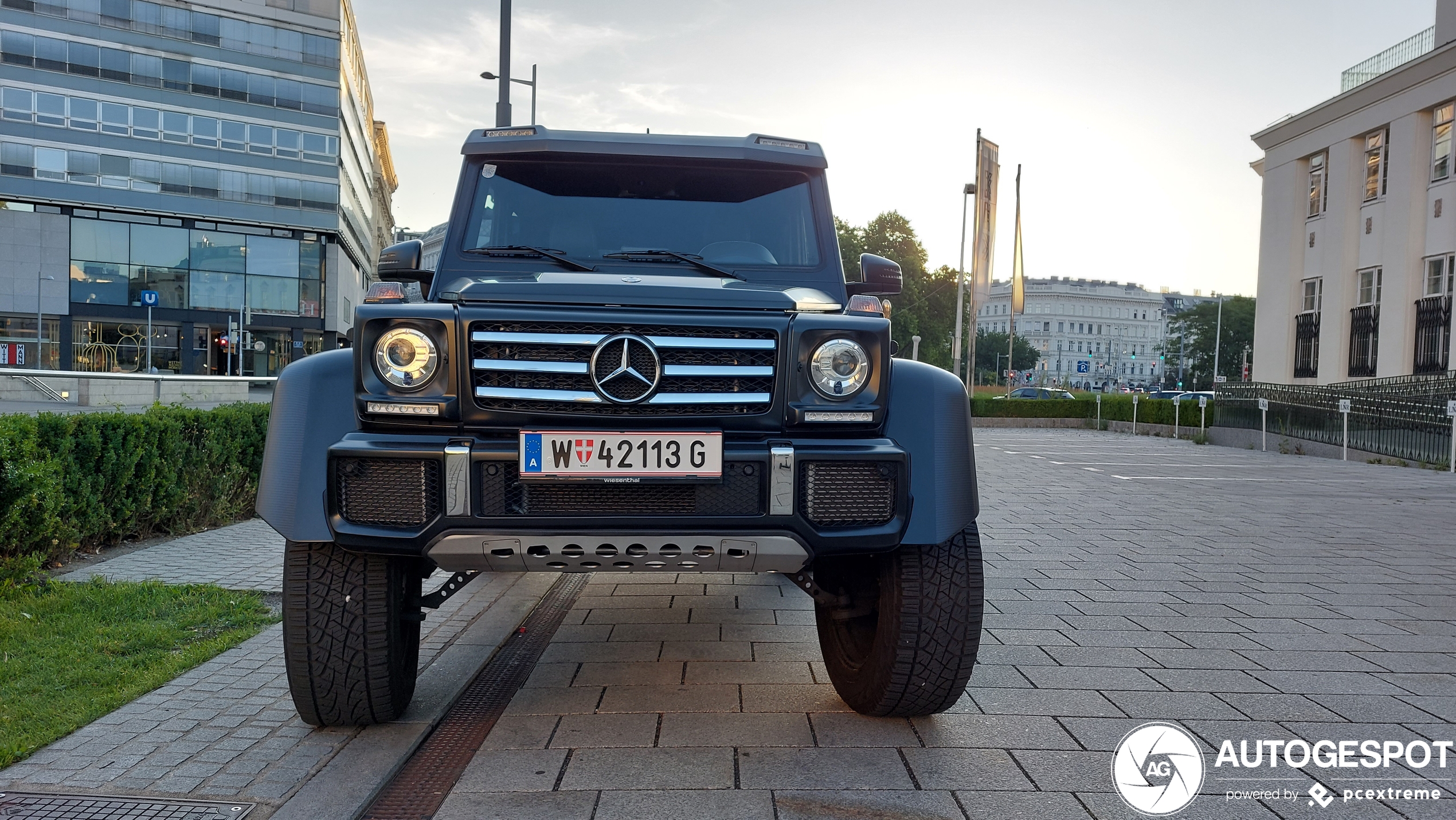 Mercedes-Benz G 500 4X4²