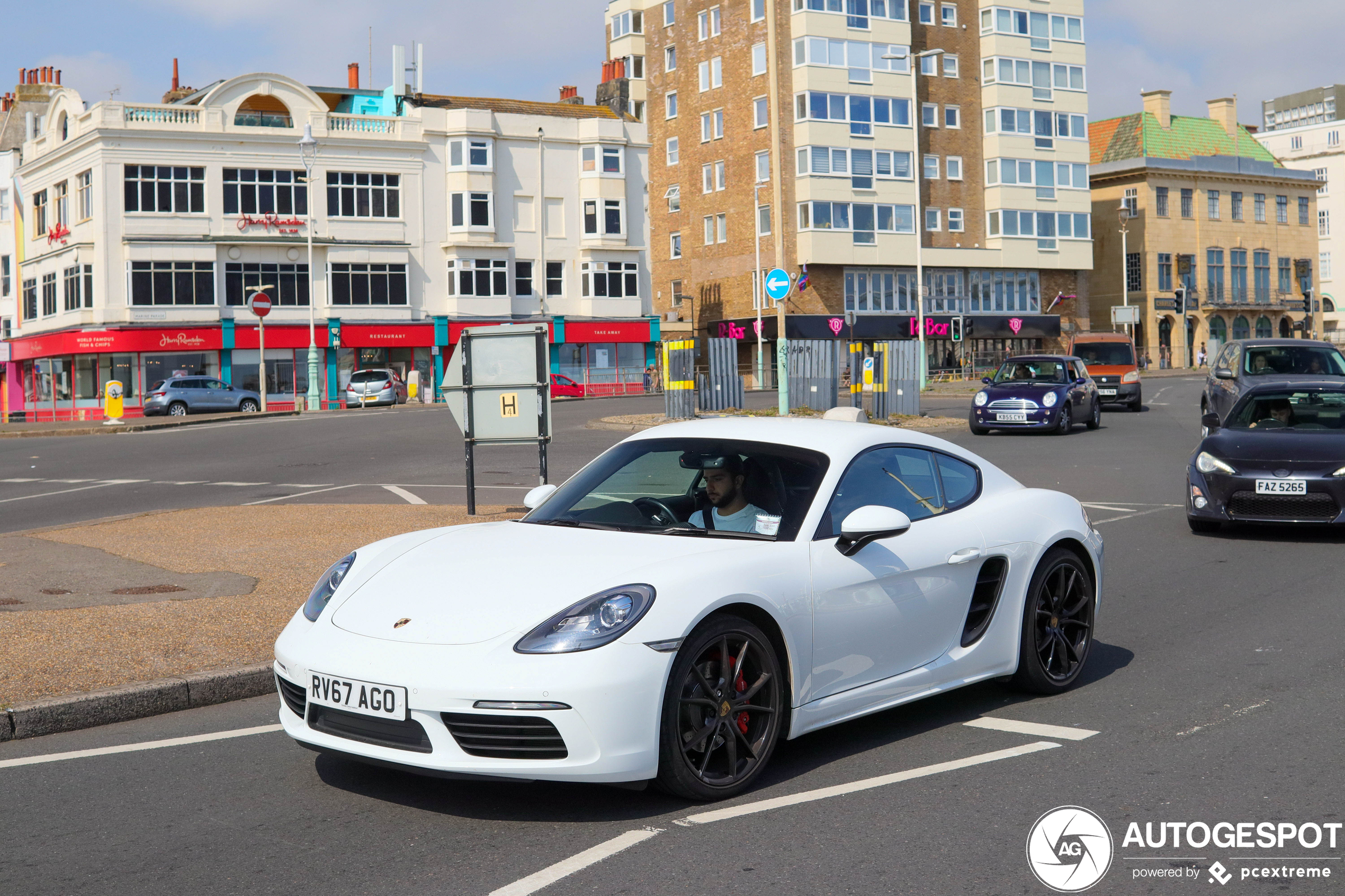 Porsche 718 Cayman S