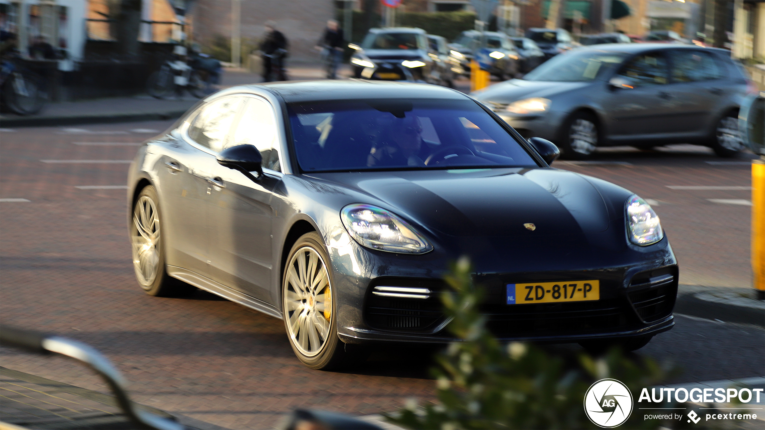 Porsche 971 Panamera Turbo S E-Hybrid