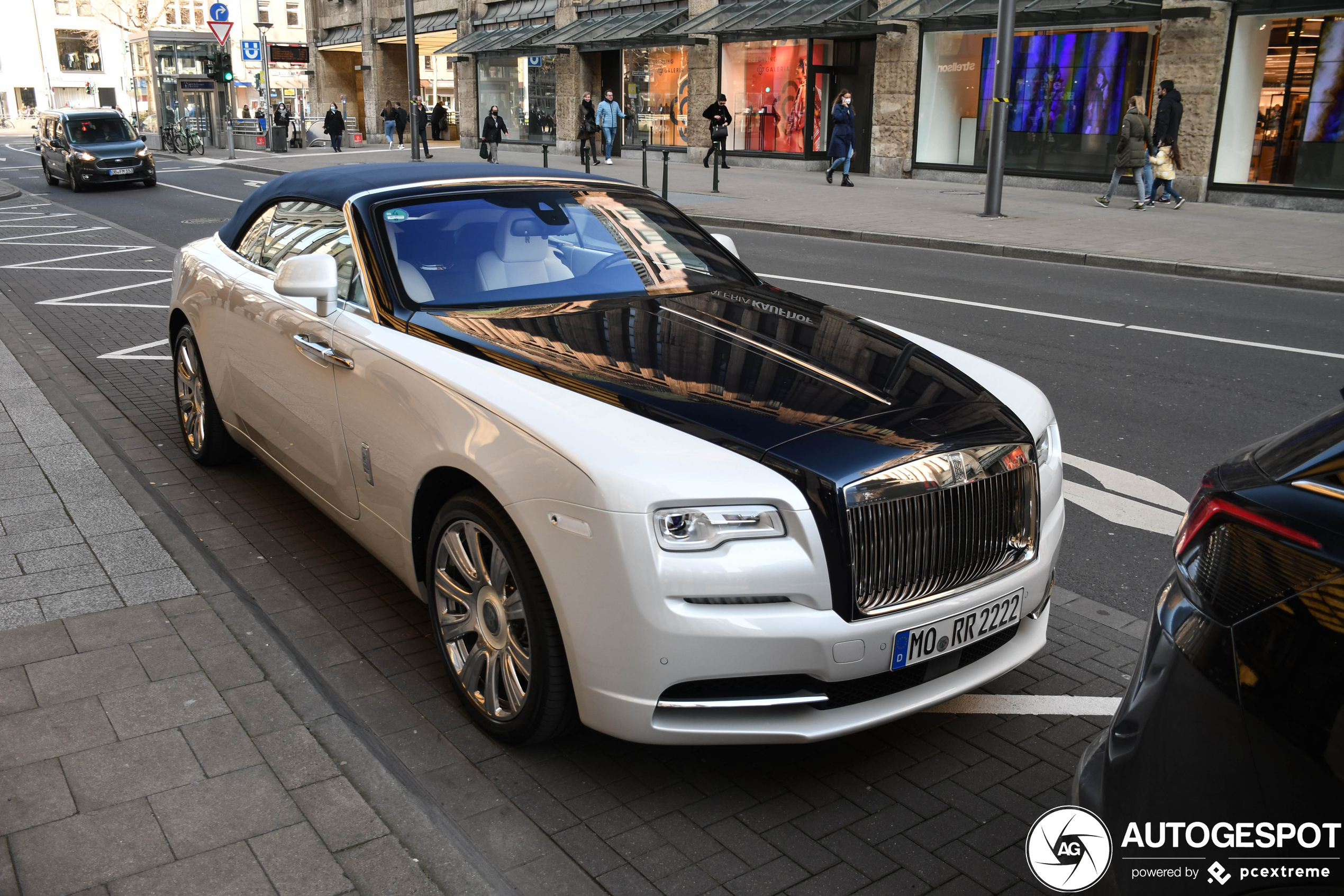 Rolls-Royce Dawn