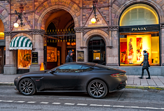 Aston Martin DB11 V8