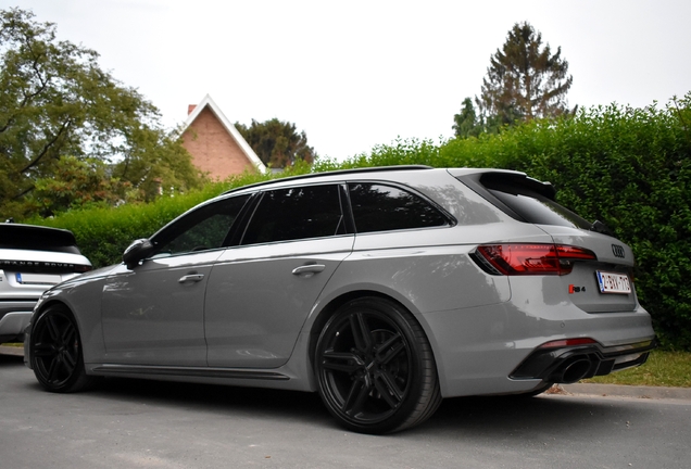 Audi RS4 Avant B9