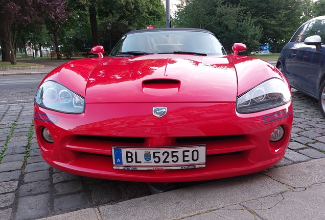 Dodge Viper SRT-10 Roadster 2003