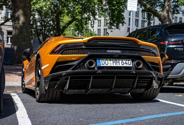 Lamborghini Huracán LP640-4 EVO