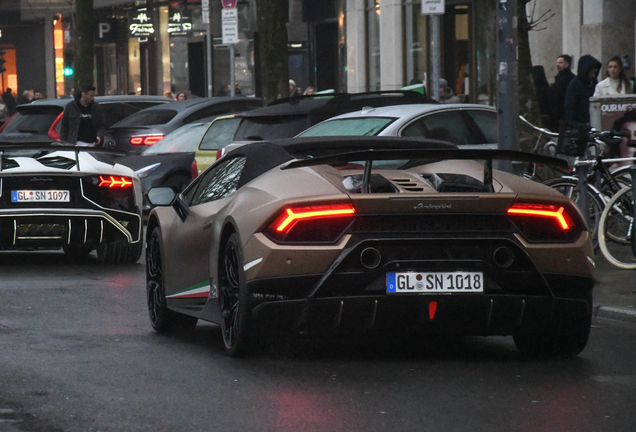 Lamborghini Huracán LP640-4 Performante Spyder