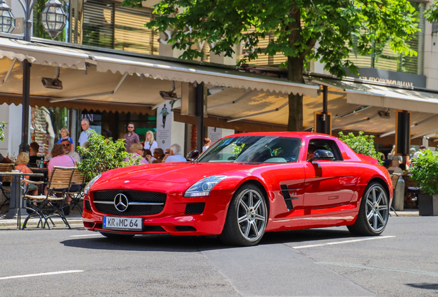 Mercedes-Benz SLS AMG