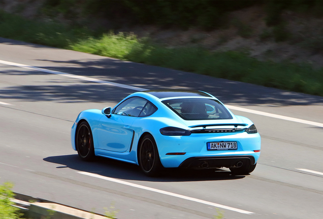 Porsche 718 Cayman GTS 4.0