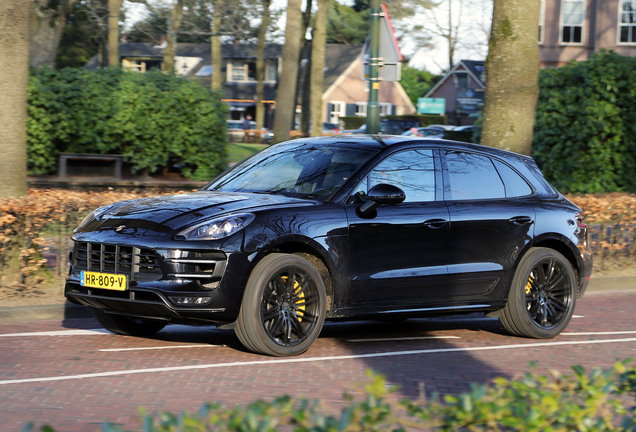 Porsche 95B Macan Turbo