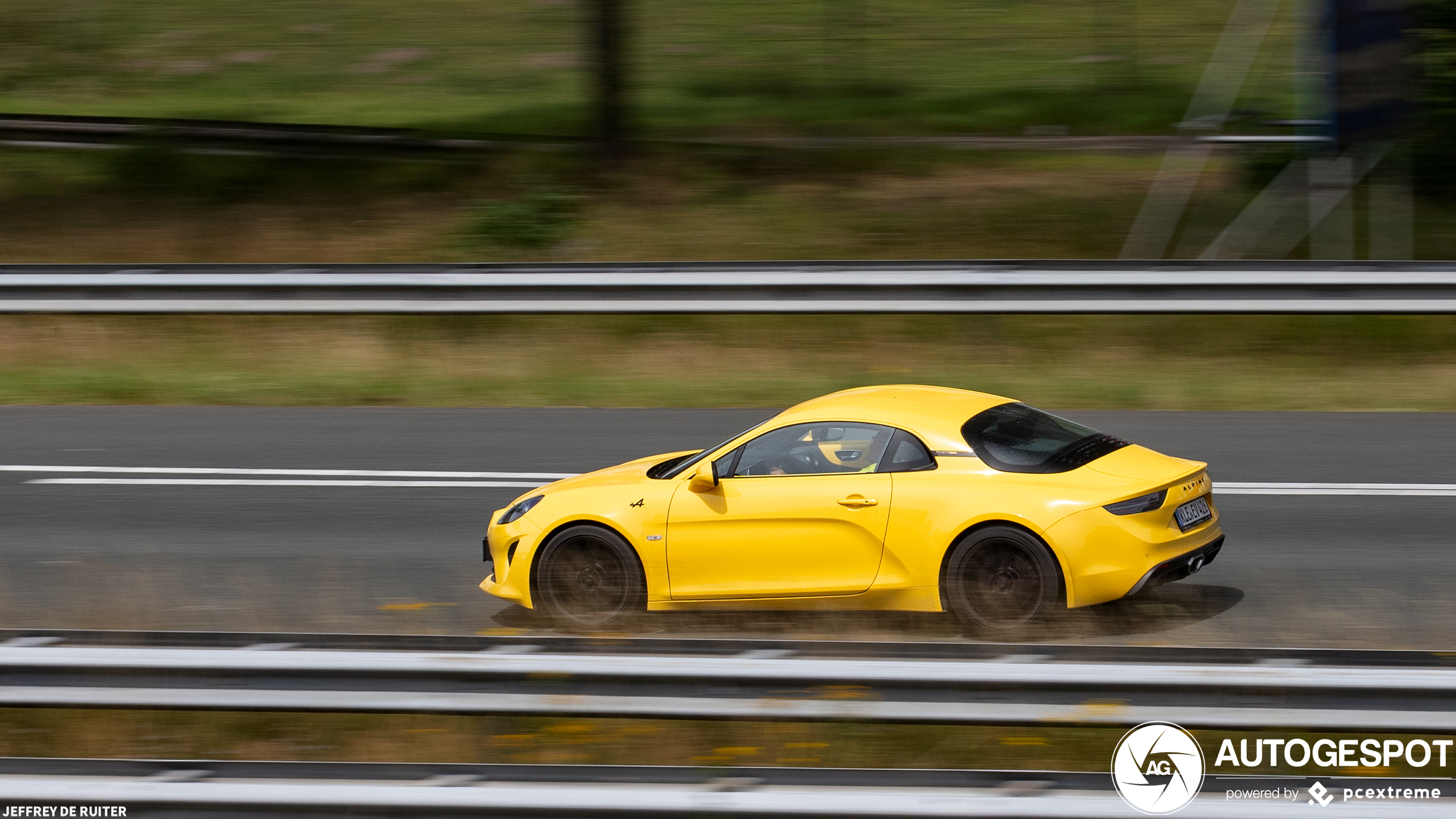 Alpine A110 Color Edition