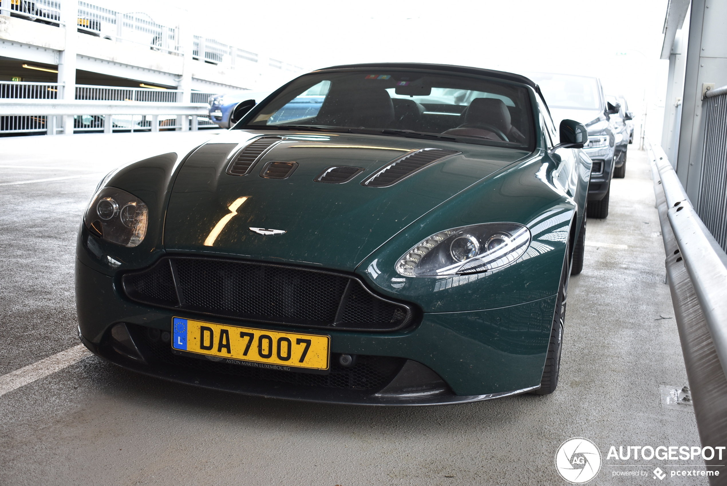 Aston Martin V12 Vantage S Roadster