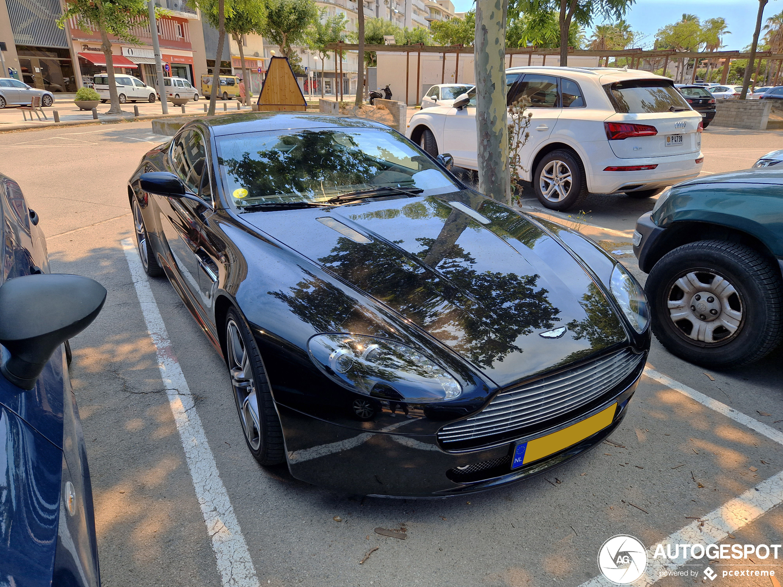 Aston Martin V8 Vantage N400