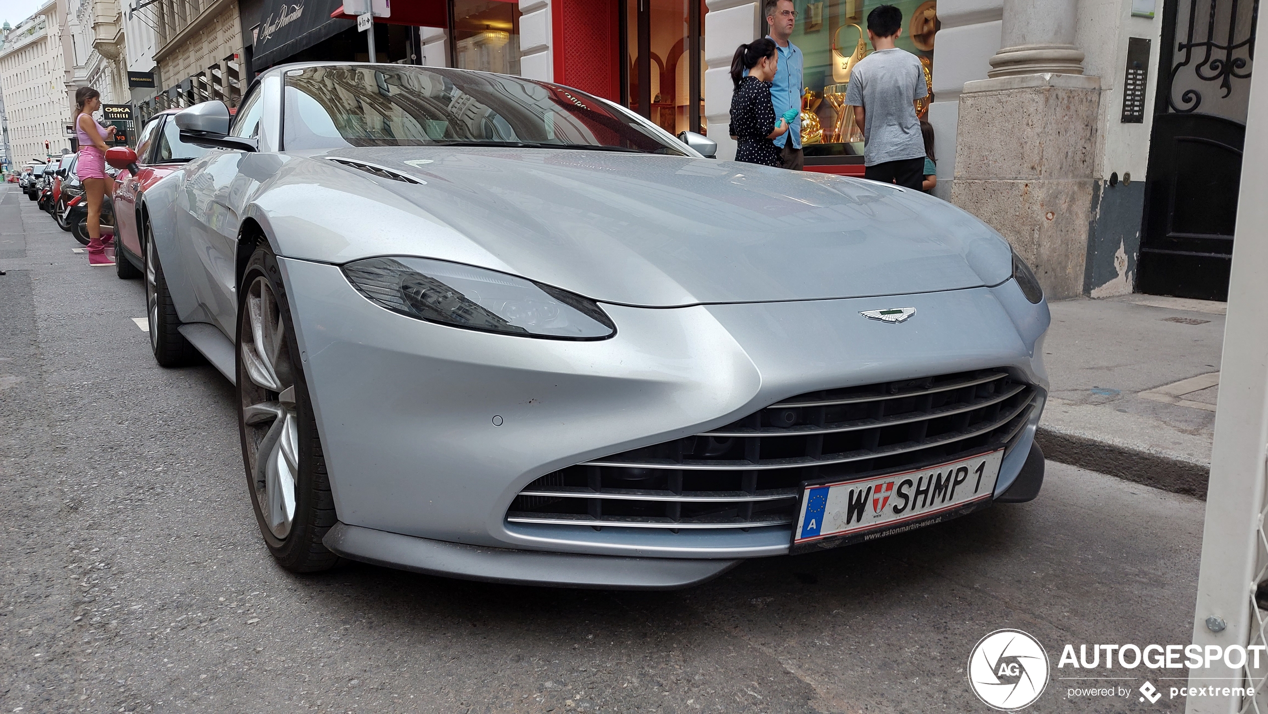 Aston Martin V8 Vantage Roadster 2020