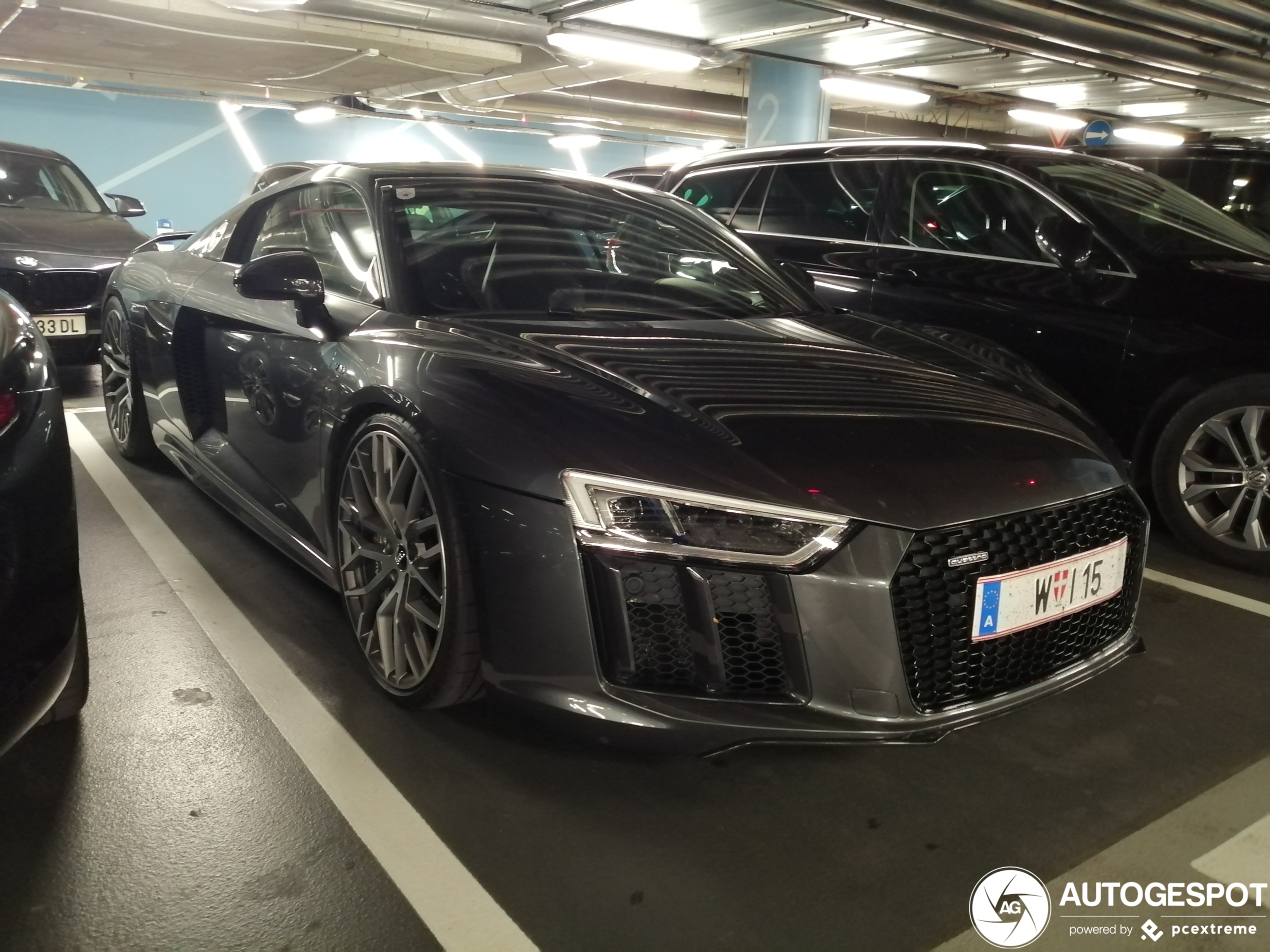 Audi R8 V10 Plus 2015