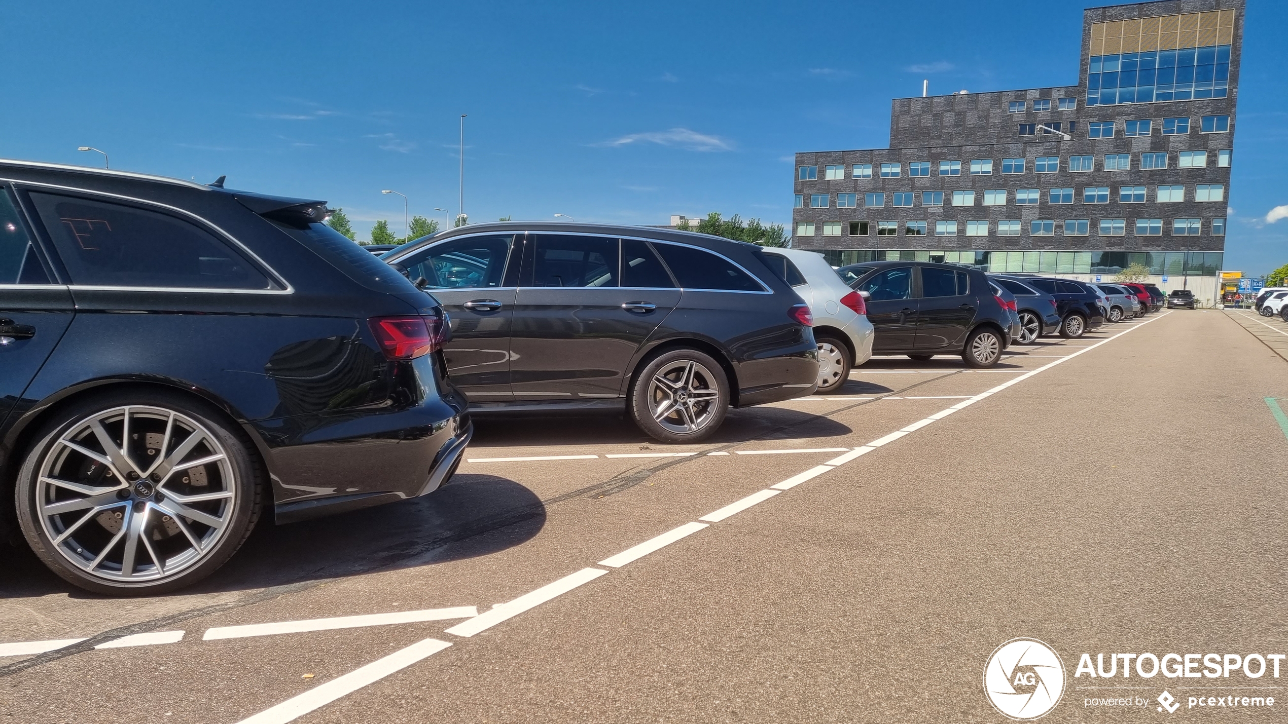 Audi RS6 Avant C7 2015