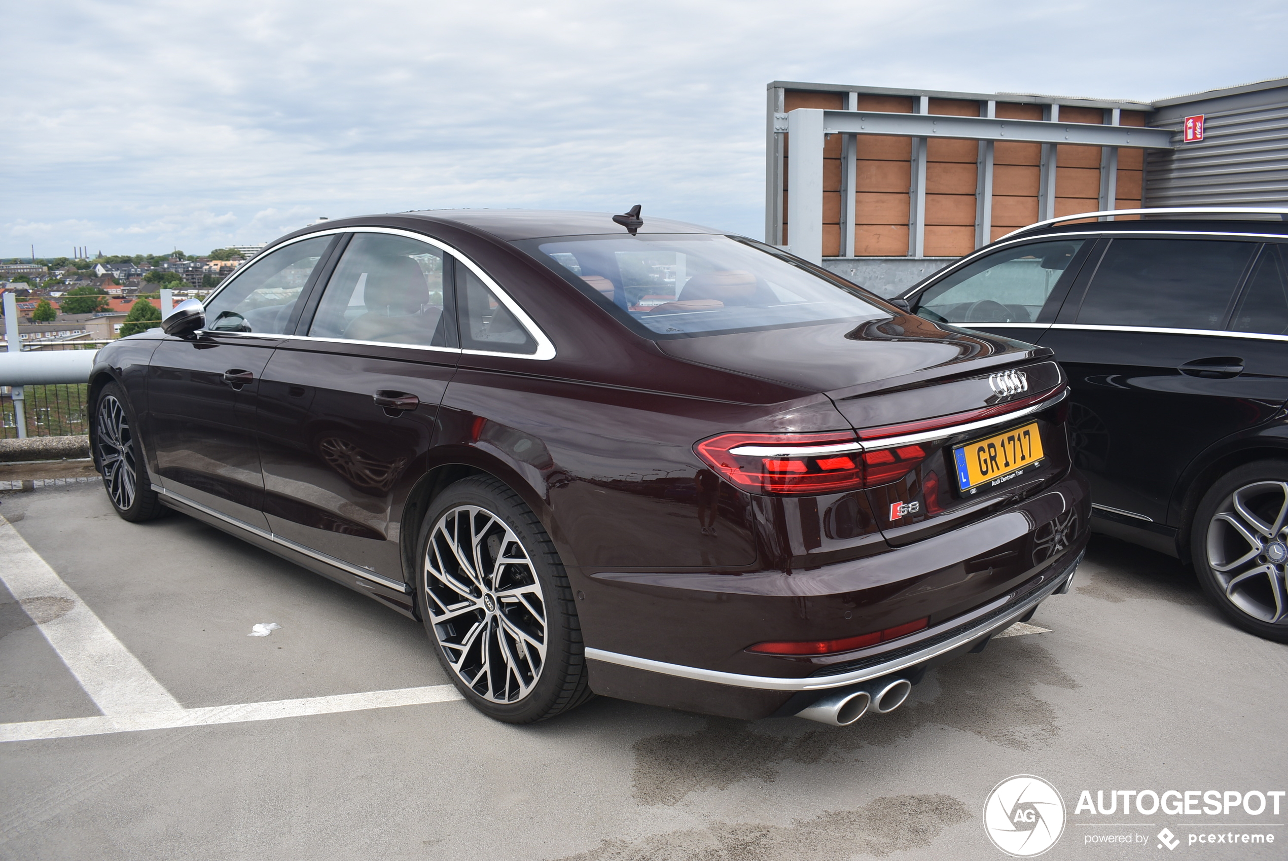 Audi S8 D5