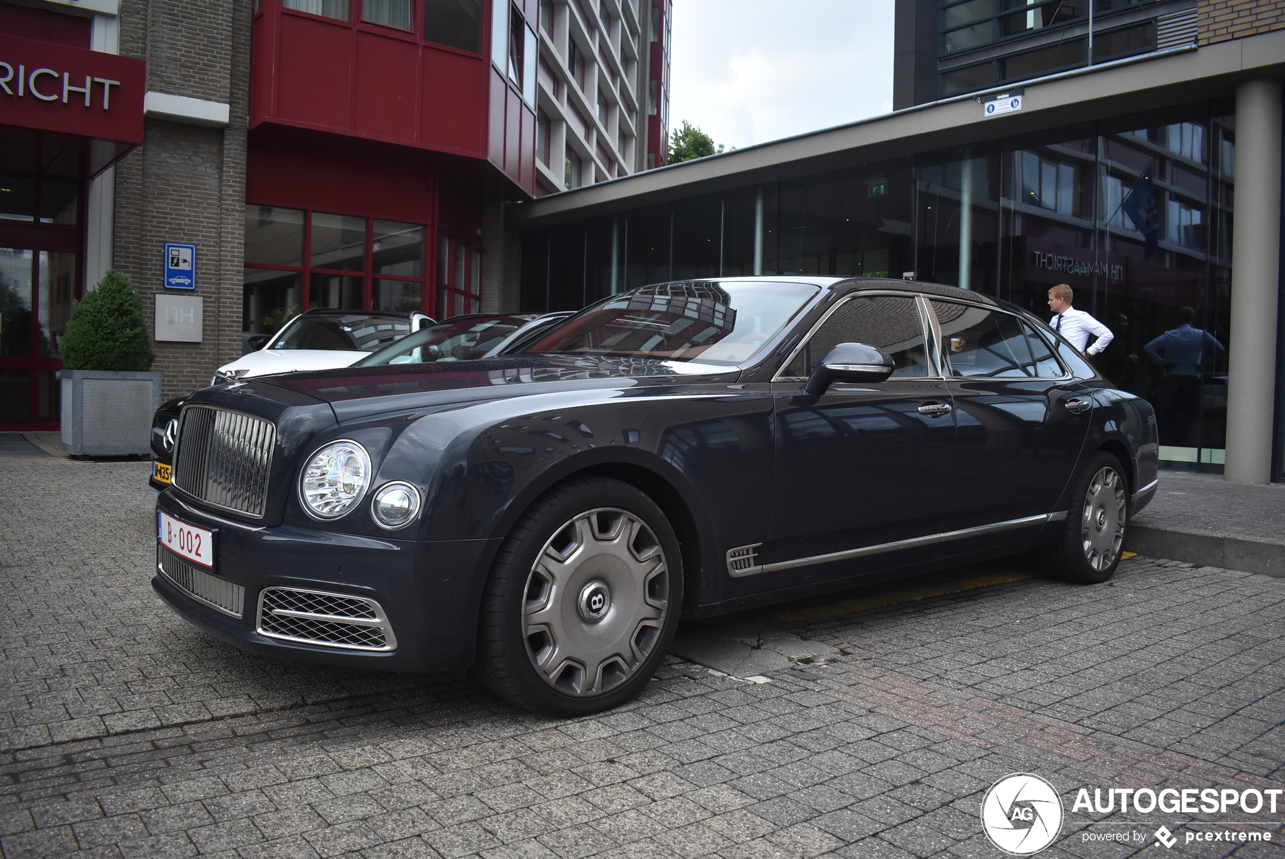 Bentley Mulsanne EWB 2016