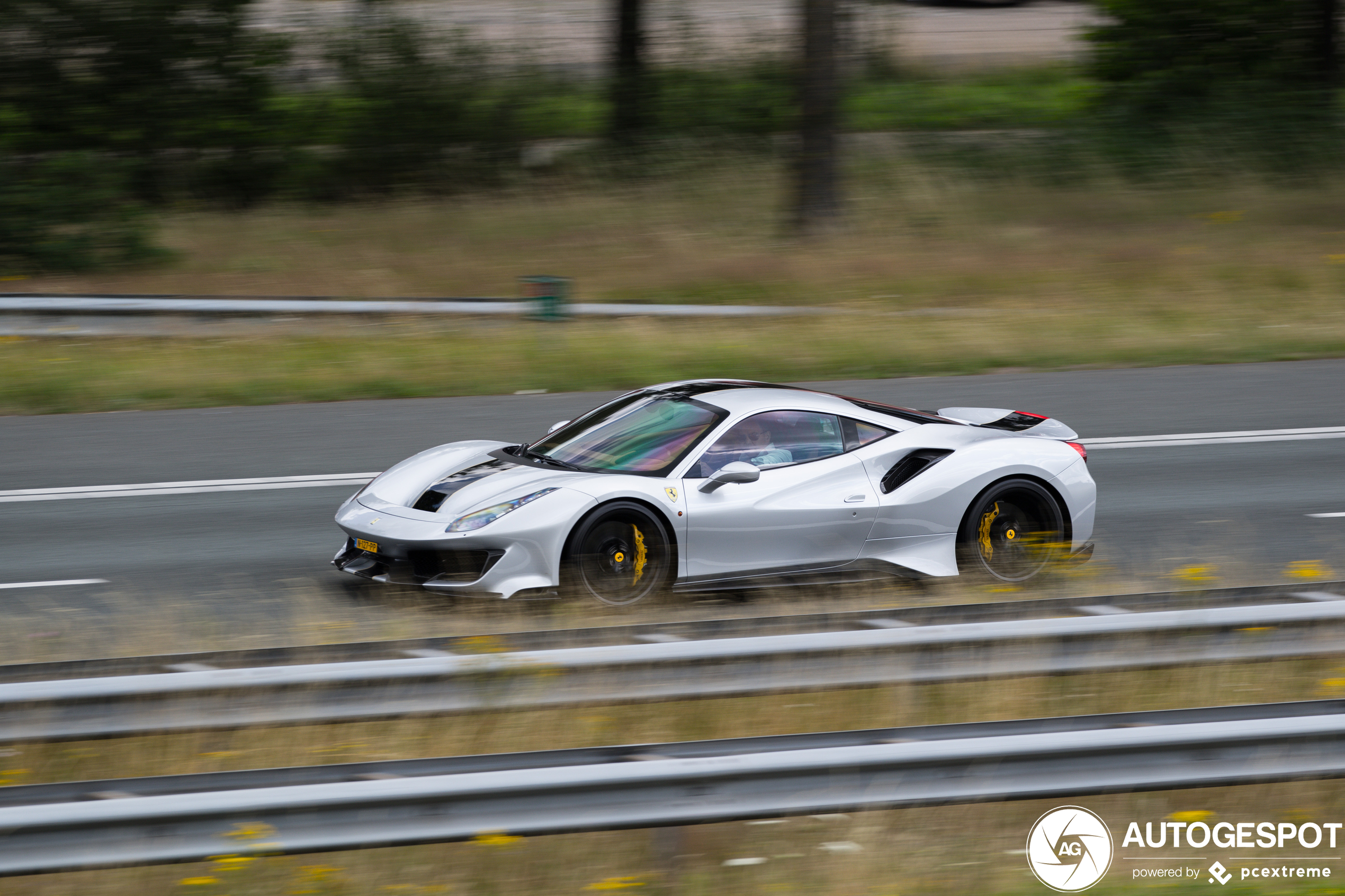 Ferrari 488 Pista