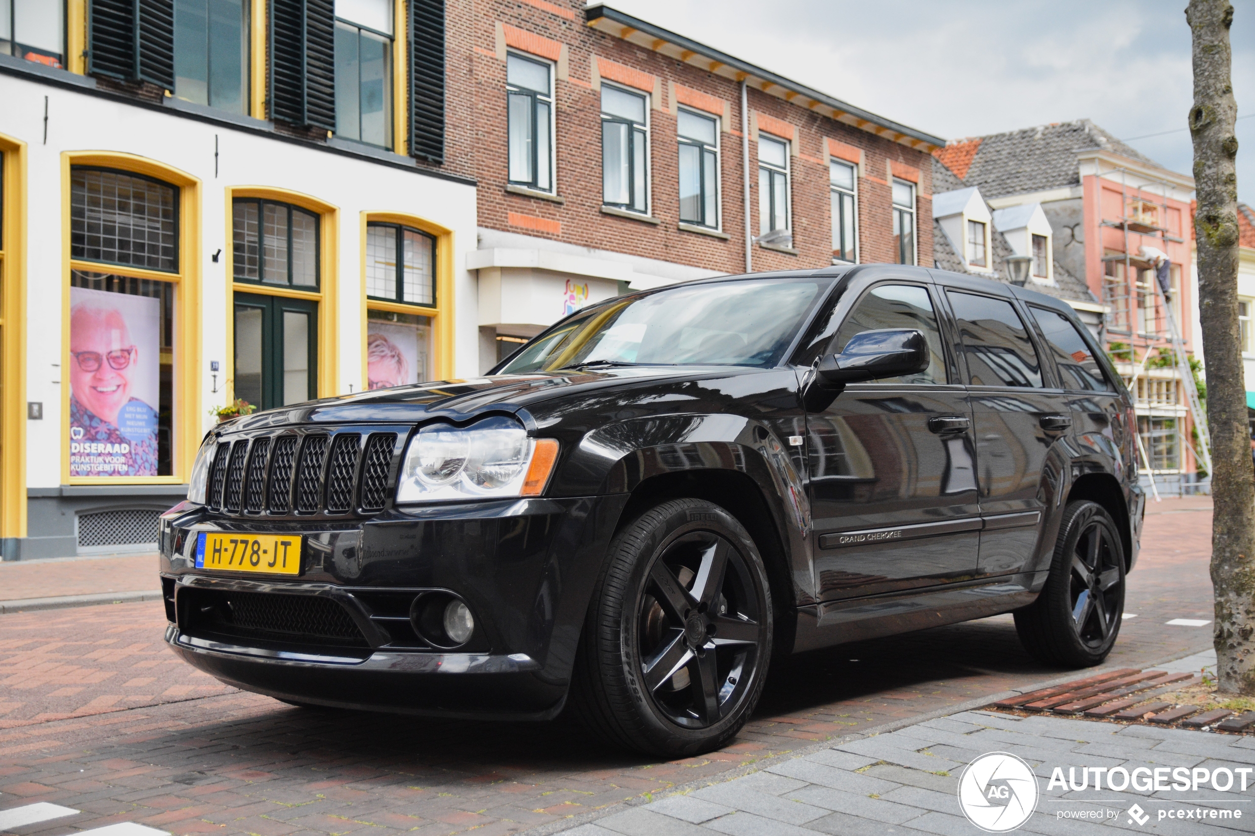 Jeep Grand Cherokee SRT-8 2005