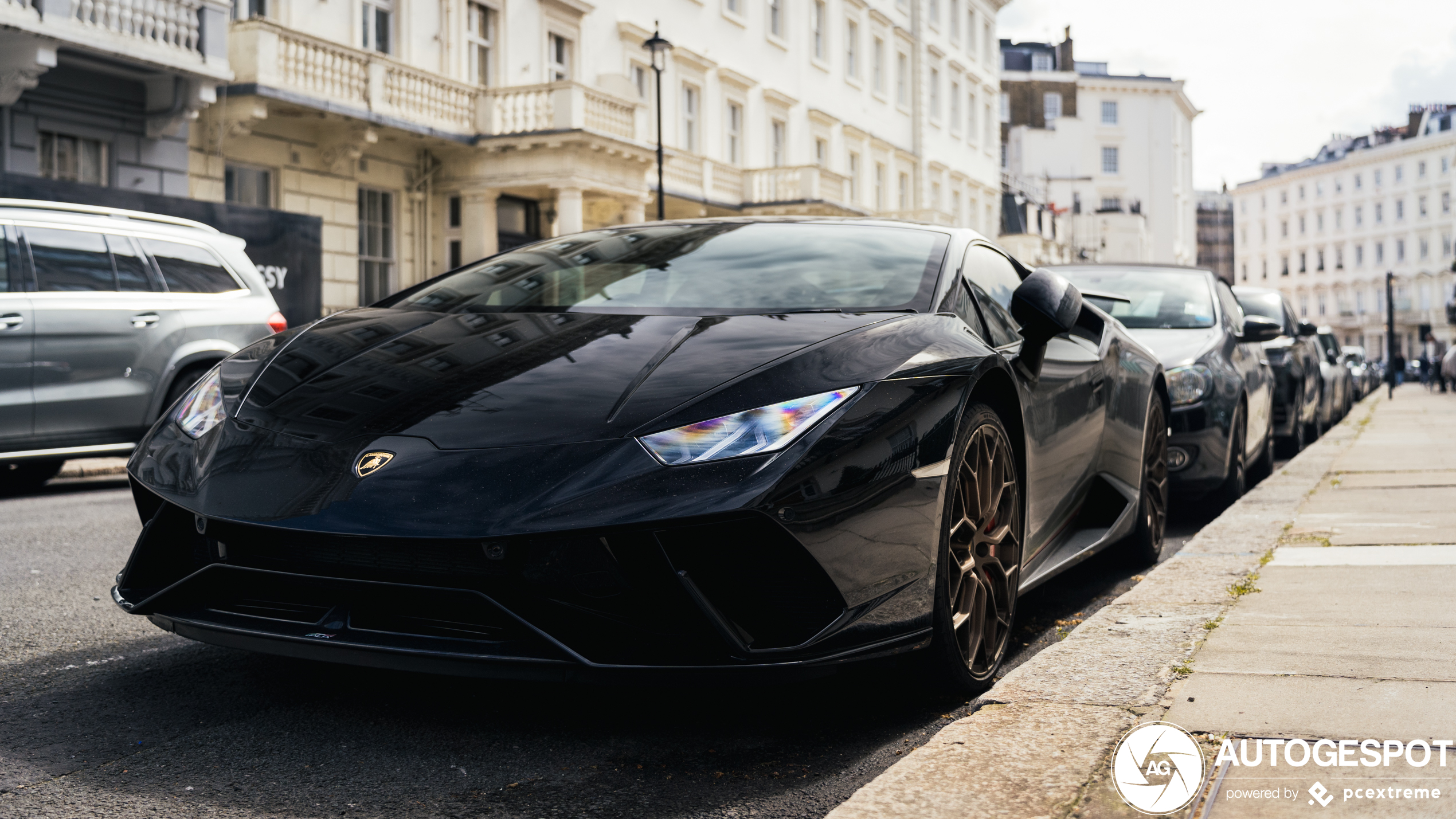 Lamborghini Huracán LP640-4 Performante