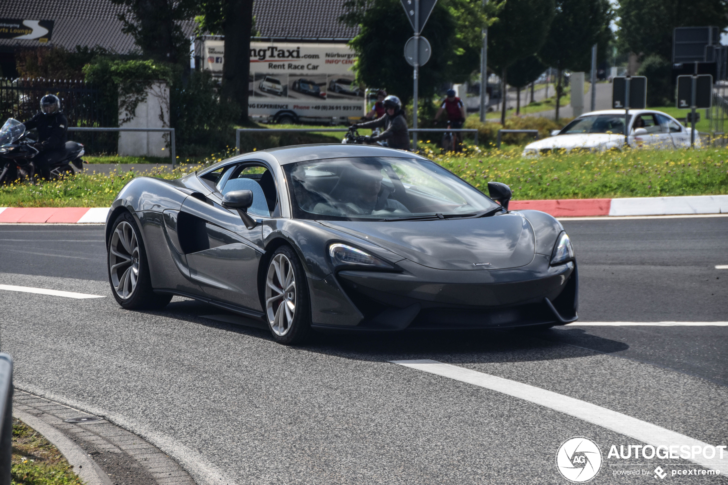 McLaren 540C