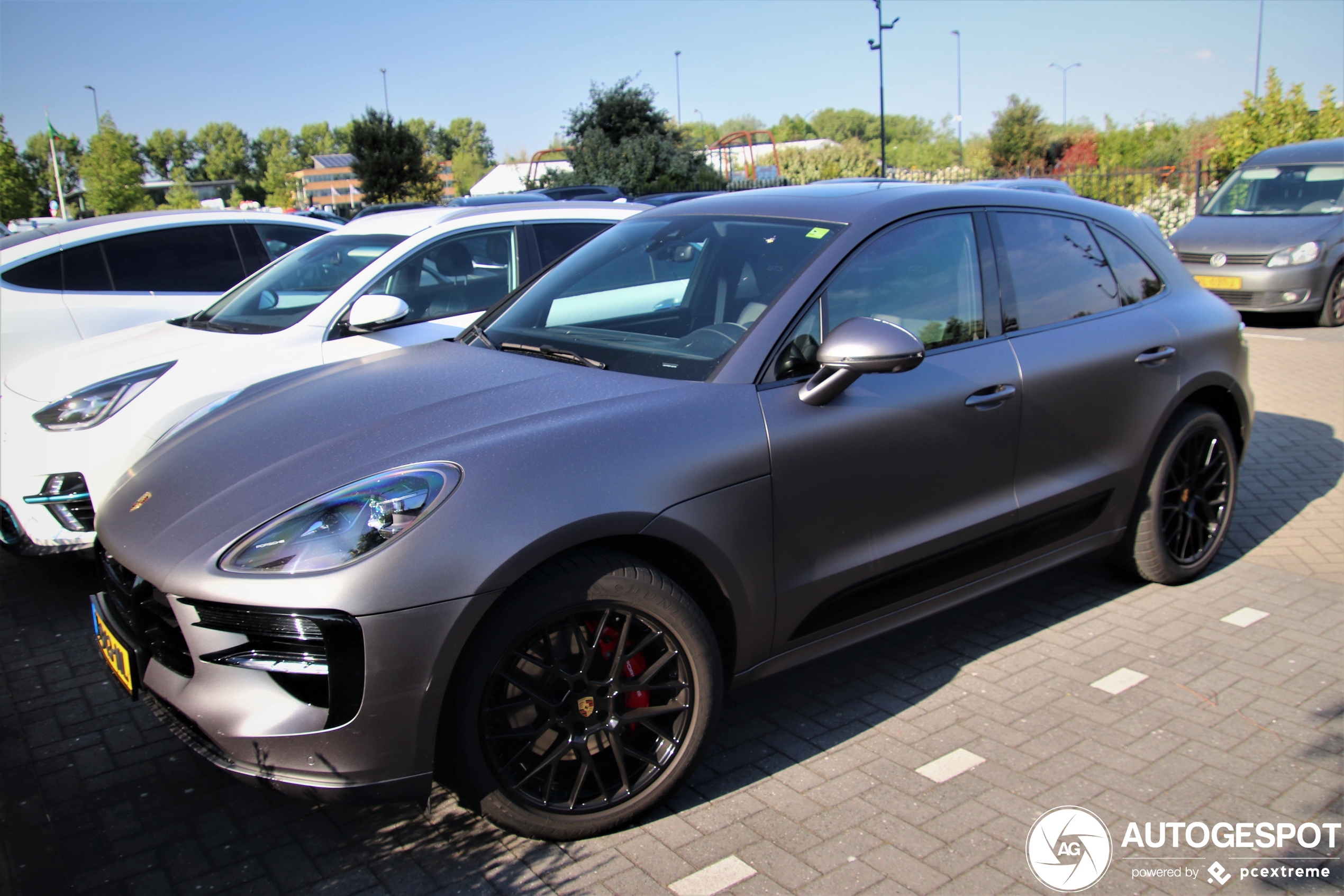 Porsche 95B Macan GTS MkII