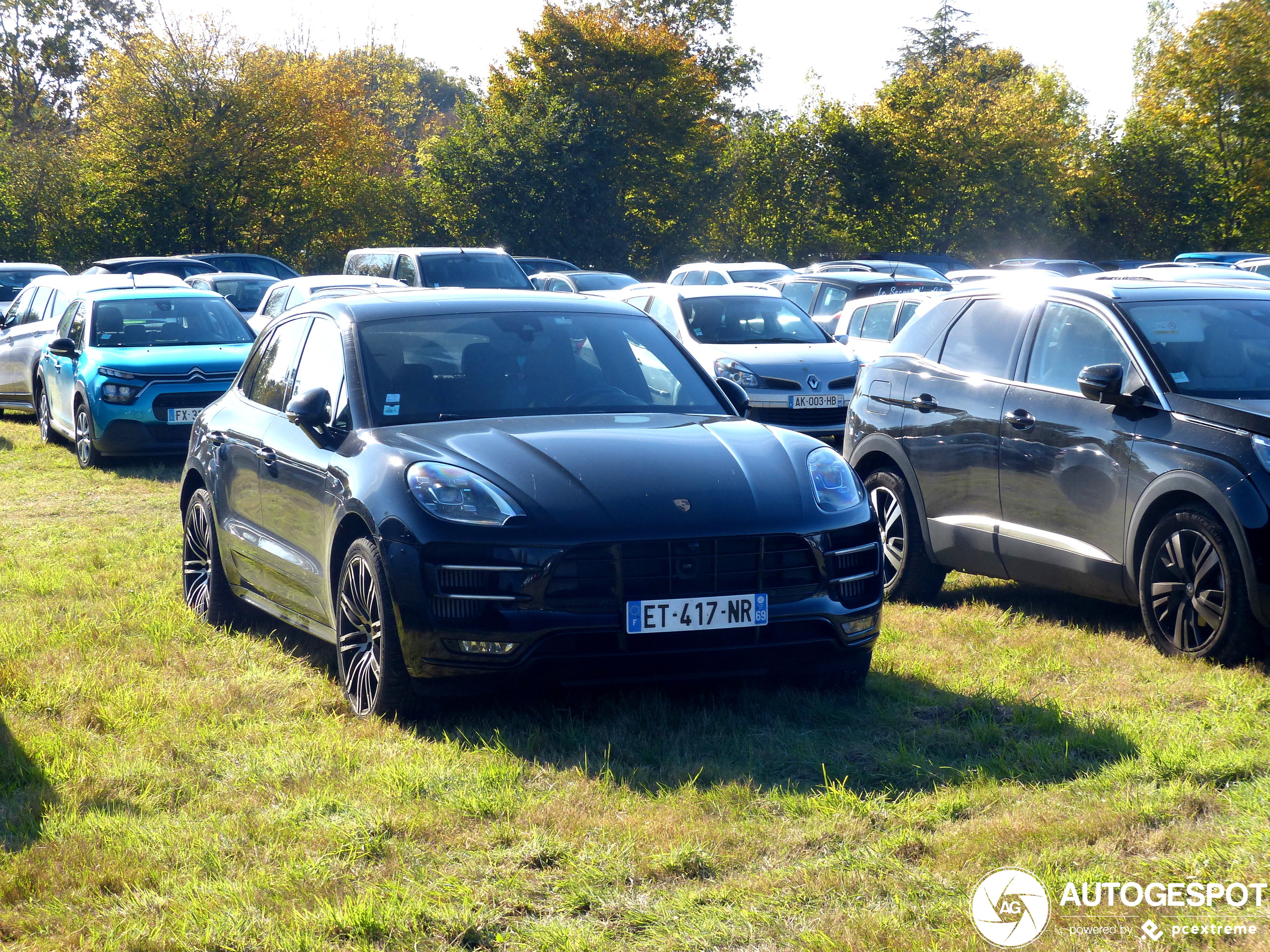 Porsche 95B Macan Turbo