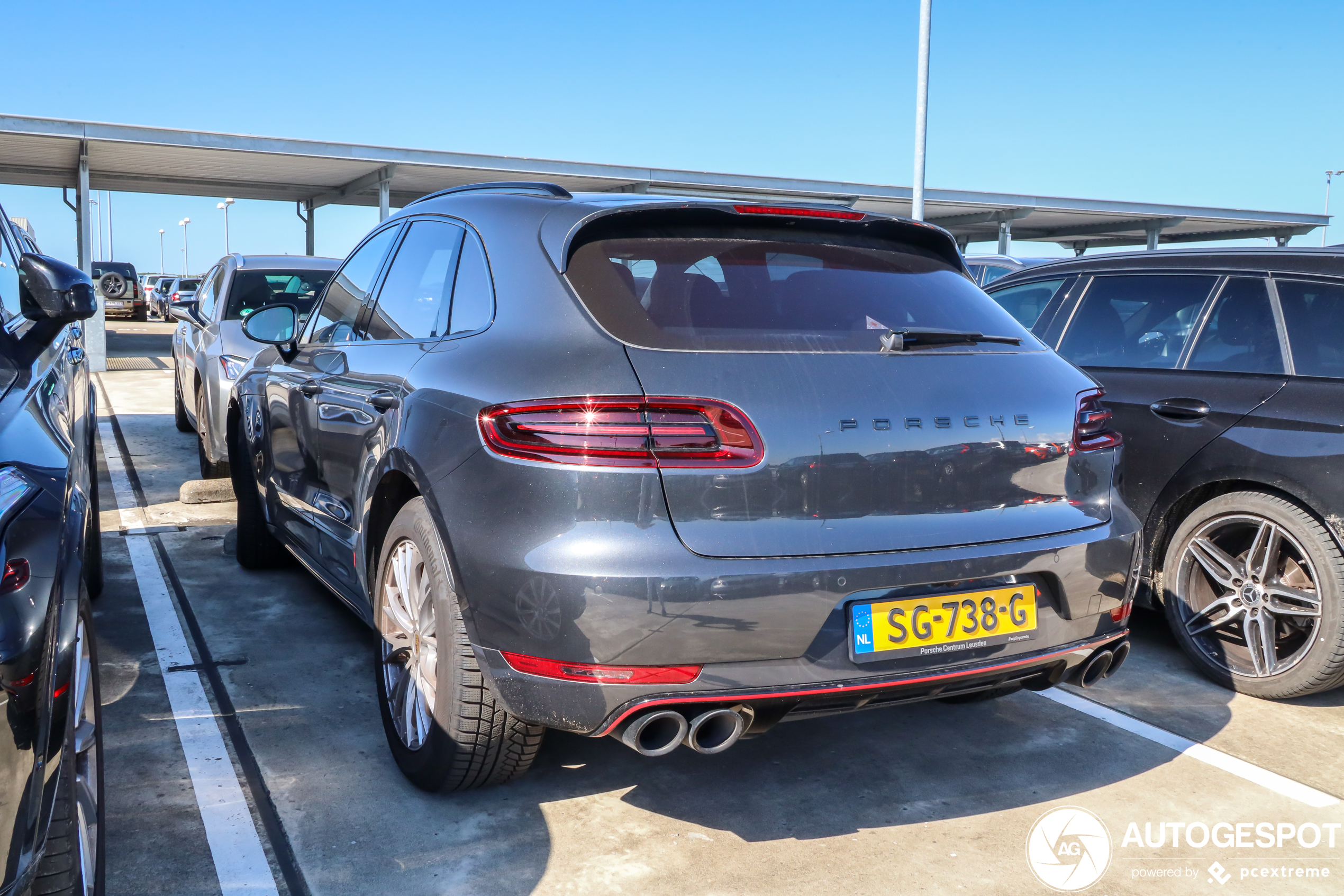 Porsche 95B Macan Turbo Exclusive Performance Edition