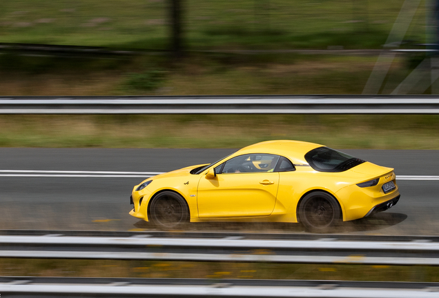 Alpine A110 Color Edition