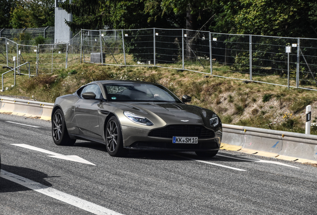 Aston Martin DB11