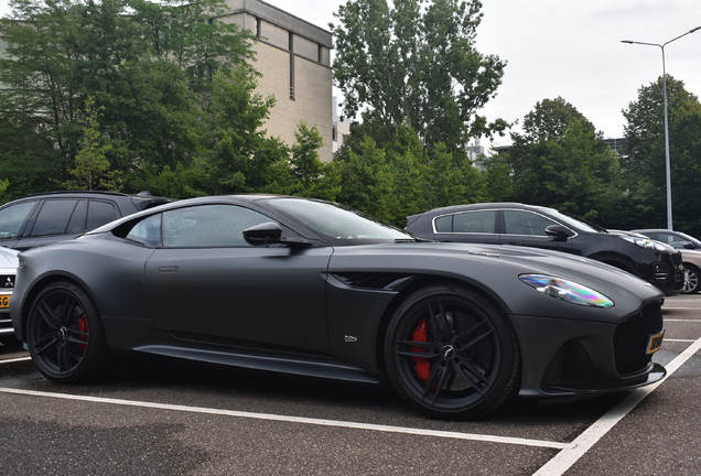 Aston Martin DBS Superleggera