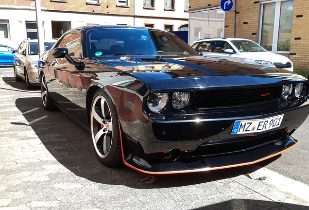 Dodge Challenger SRT-8 392