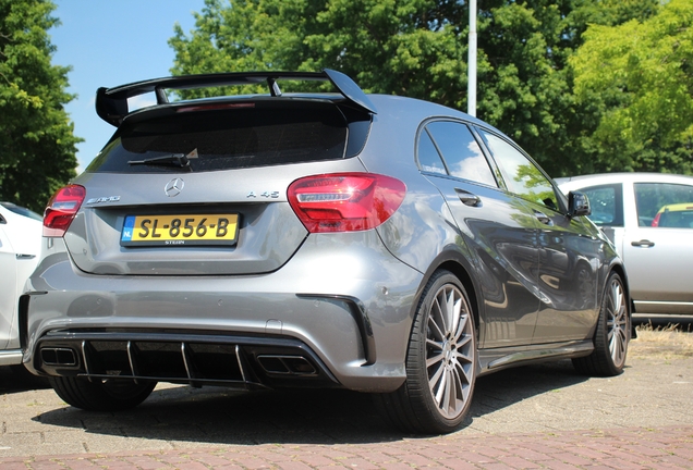 Mercedes-AMG A 45 W176 2015