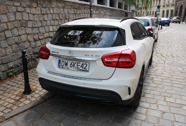 Mercedes-AMG GLA 45 X156