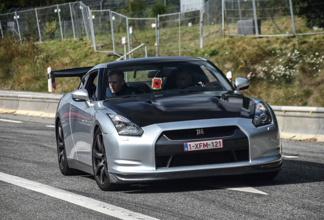 Nissan GT-R