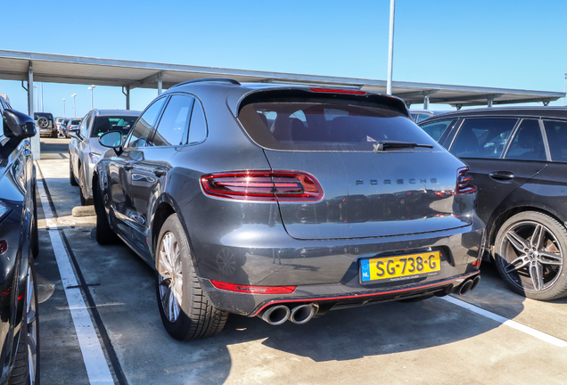 Porsche 95B Macan Turbo Exclusive Performance Edition