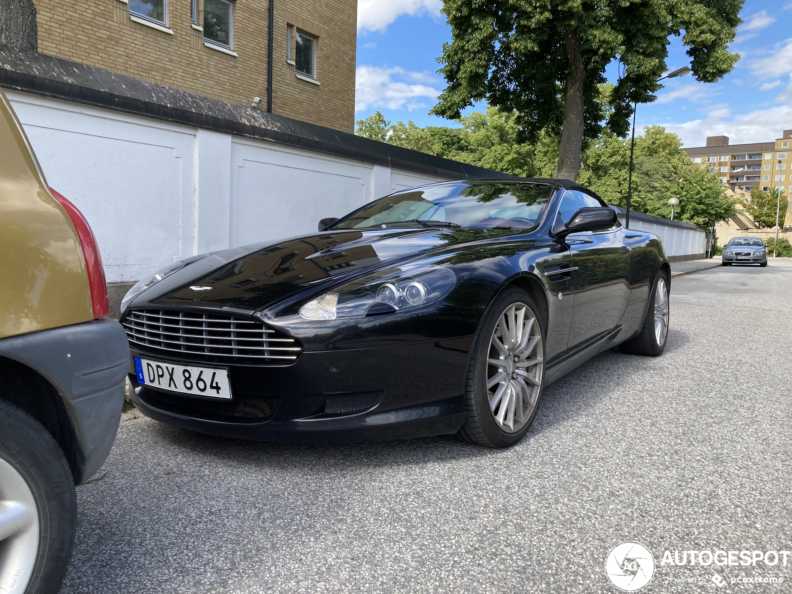 Aston Martin DB9 Volante