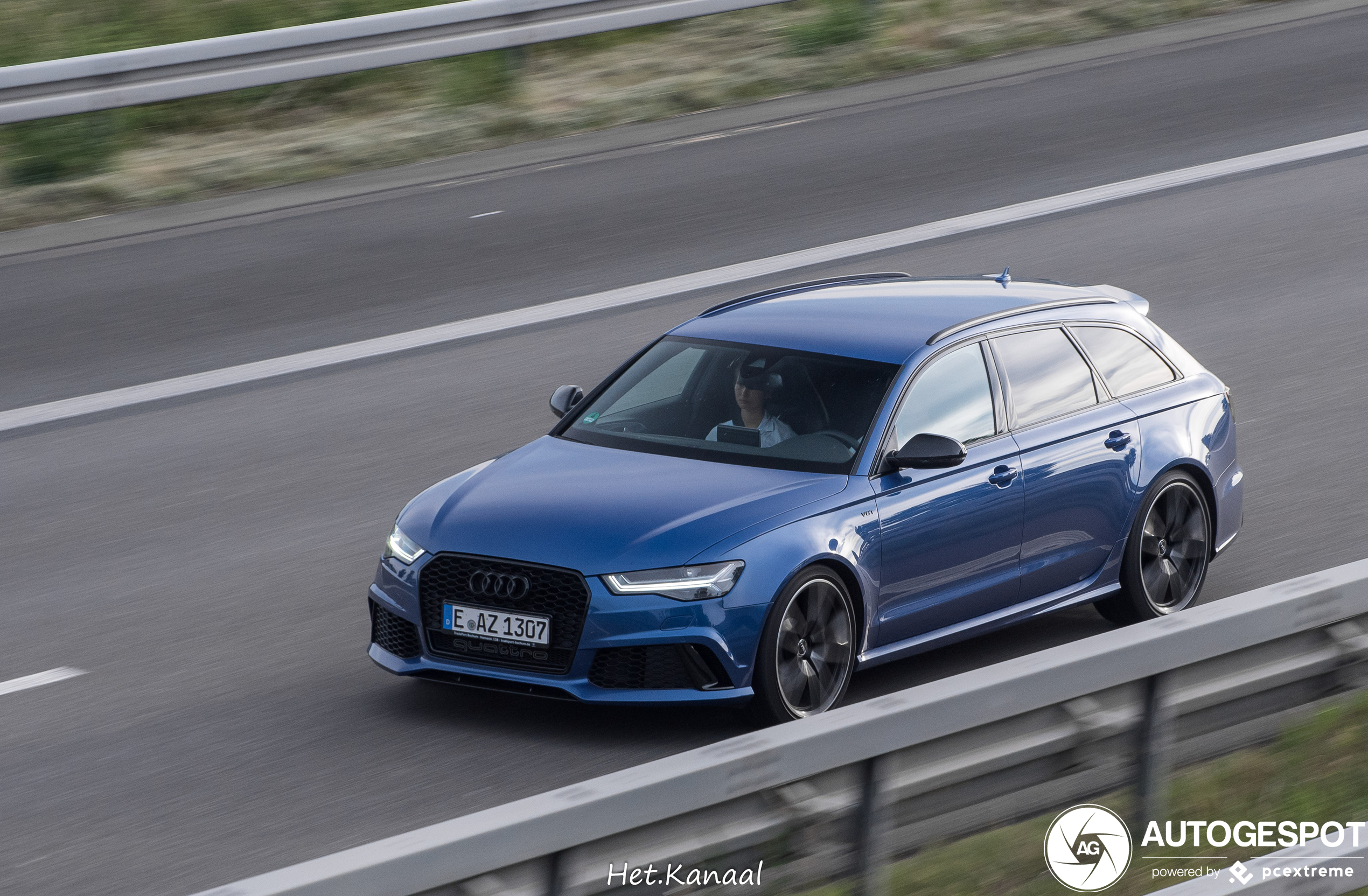 Audi RS6 Avant C7 2015