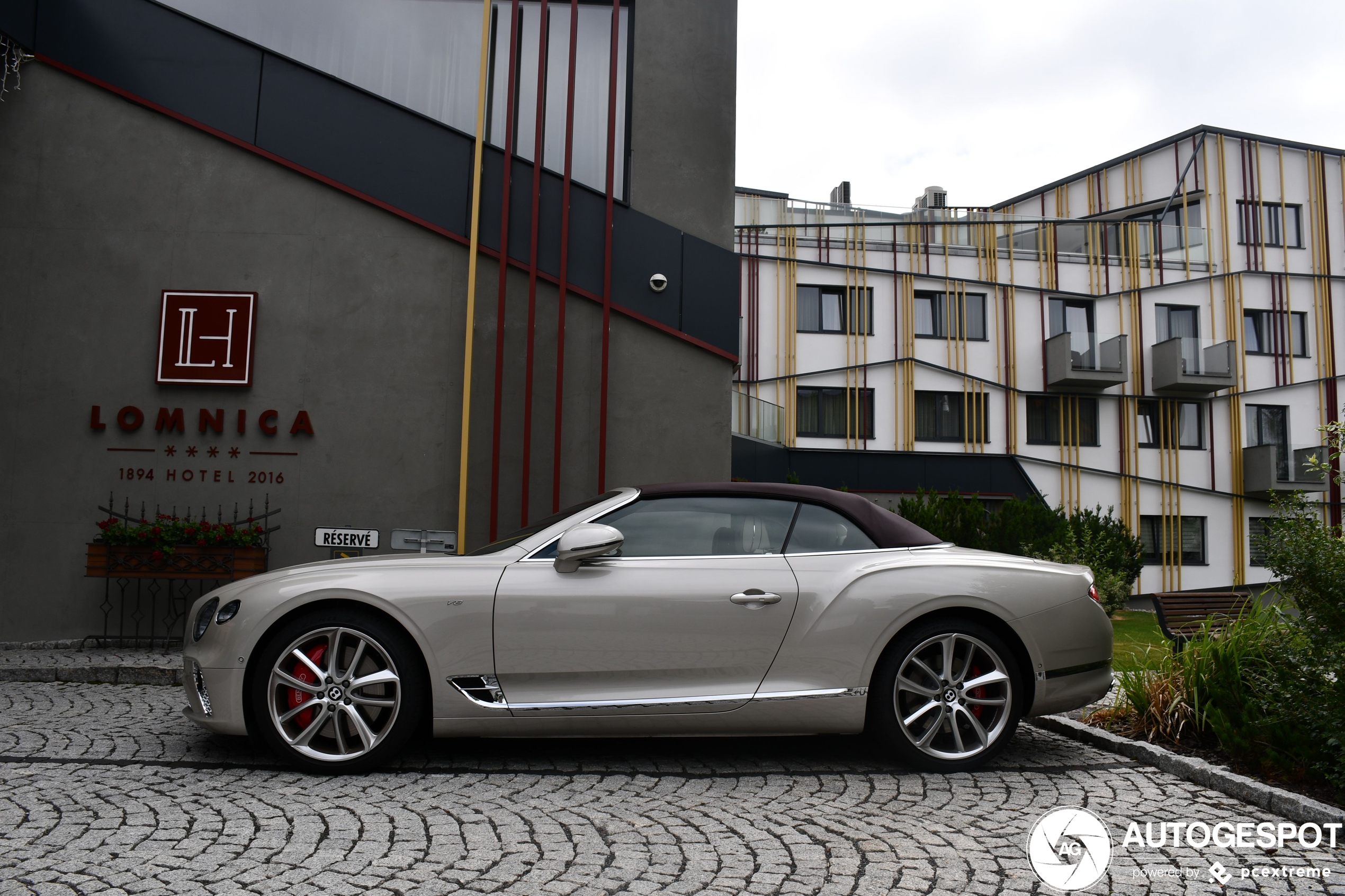 Bentley Continental GTC V8 2020