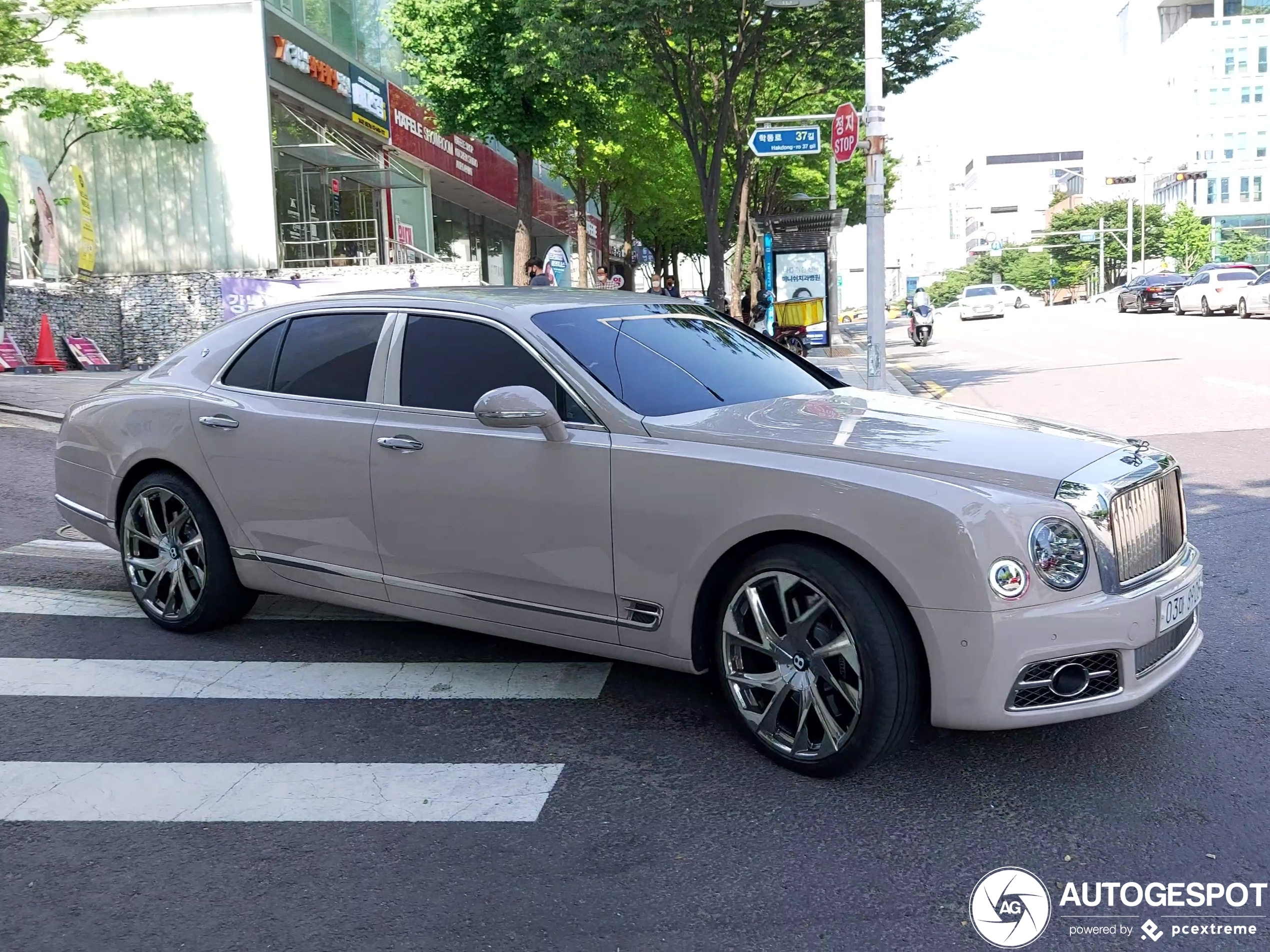 Bentley Mulsanne 2016