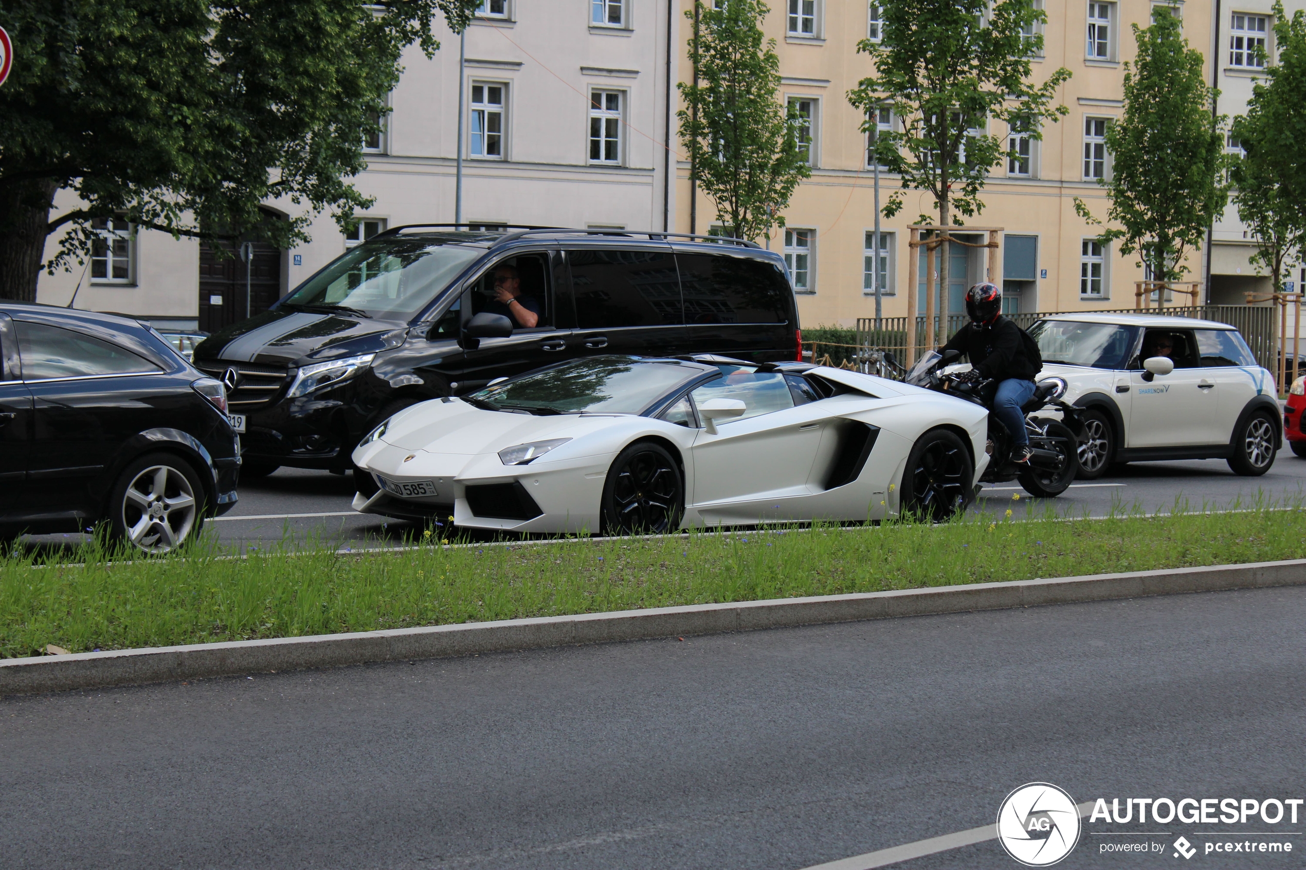 Lamborghini Aventador LP700-4 Roadster