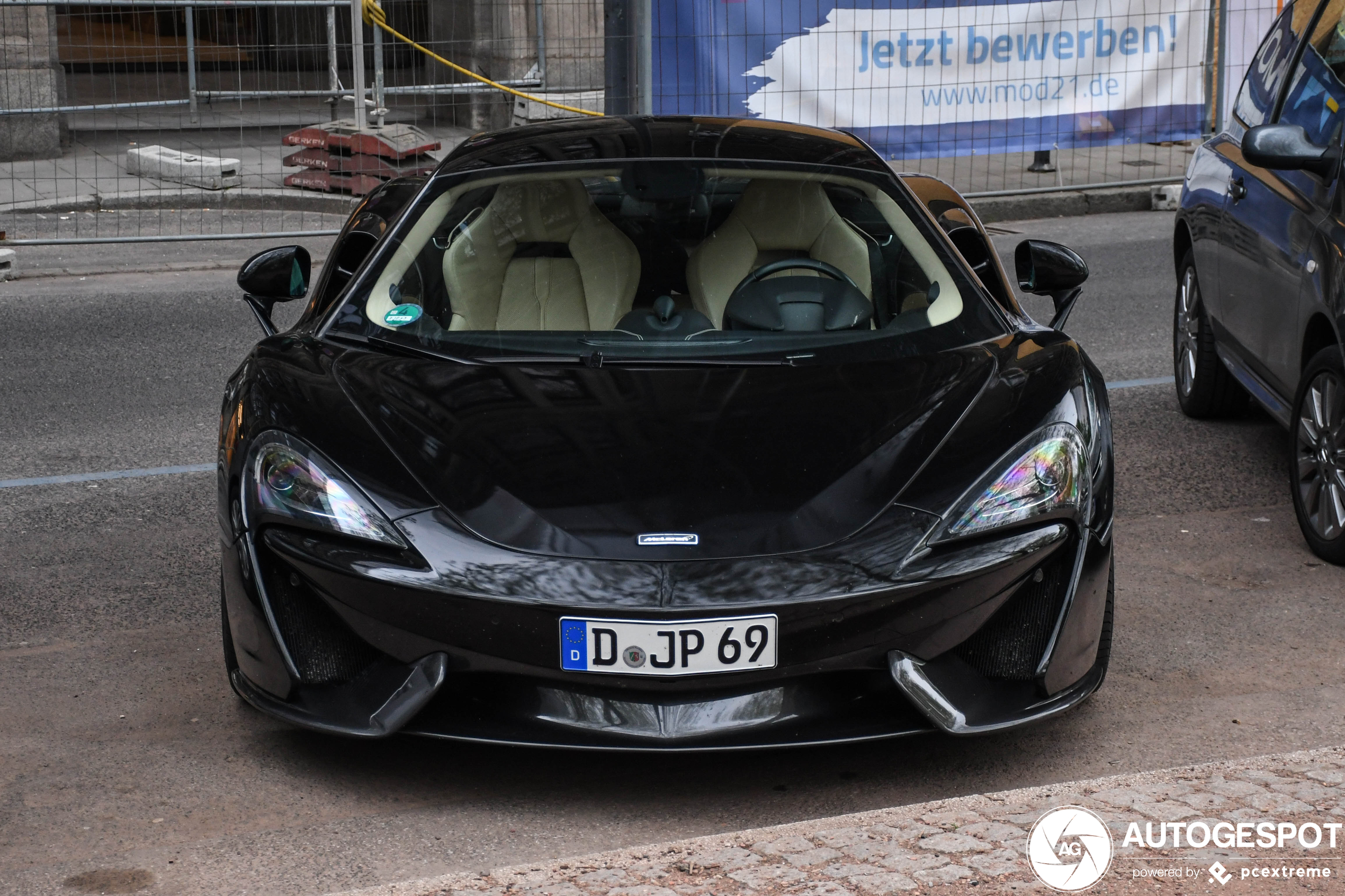 McLaren 570S